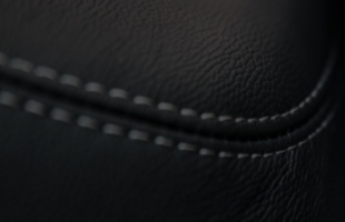 ที่พักแขนข้างประตู